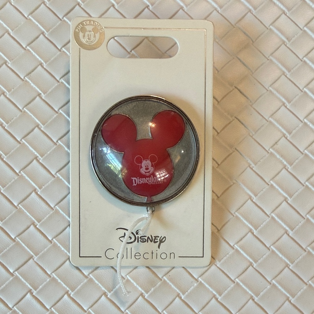 Disney Collection Red Mickey Mouse Balloon Pin